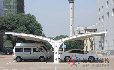 膜結(jié)構(gòu)車棚是否具有抵御地震的能力
